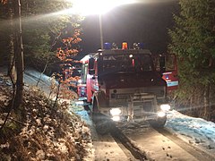 2018-02-16 (106) Technical exercise of Freiwillige Feuerwehr Weißenburg with people search in the Wiesrotte, Frankenfels.jpg