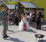2017-05-13 Hochzeit von Sandra Zauzal und Erhard Schagerl (08).jpg