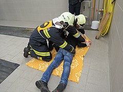 2017-11-18 (105) Abnahmeprüfung Technischer Einsatz der Freiwilligen Feuerwehr Weißenburg.jpg