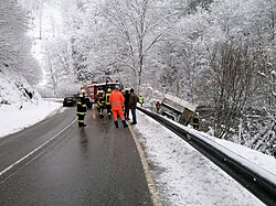 2022-04-03 (102) Technical deployment, B 39, Weißenburggegend, Frankenfels, Austria.jpg