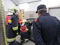 2017-11-18 (103) Abnahmeprüfung Technischer Einsatz der Freiwilligen Feuerwehr Weißenburg.jpg