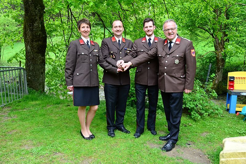Datei:2017-05-07 Gründungsversammlung der Freiwilligen Feuerwehr Weißenburg (70).jpg