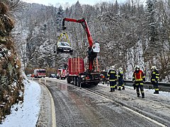 2021-03-19 (105) Rescue of a car on the B 39 Pielachtal road near Weissenburg, Frankenfels, Austria.jpg