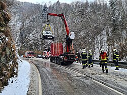 2021-03-19 (105) Rescue of a car on the B 39 Pielachtal road near Weissenburg, Frankenfels, Austria.jpg