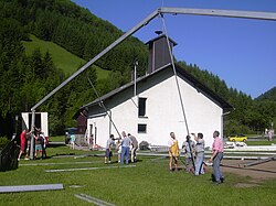 2005-05-28 Weißenbachler Feuerwehrfest 2005, Aufstellen (3).jpg