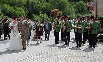 2017-05-13 Hochzeit von Sandra Zauzal und Erhard Schagerl (07).jpg